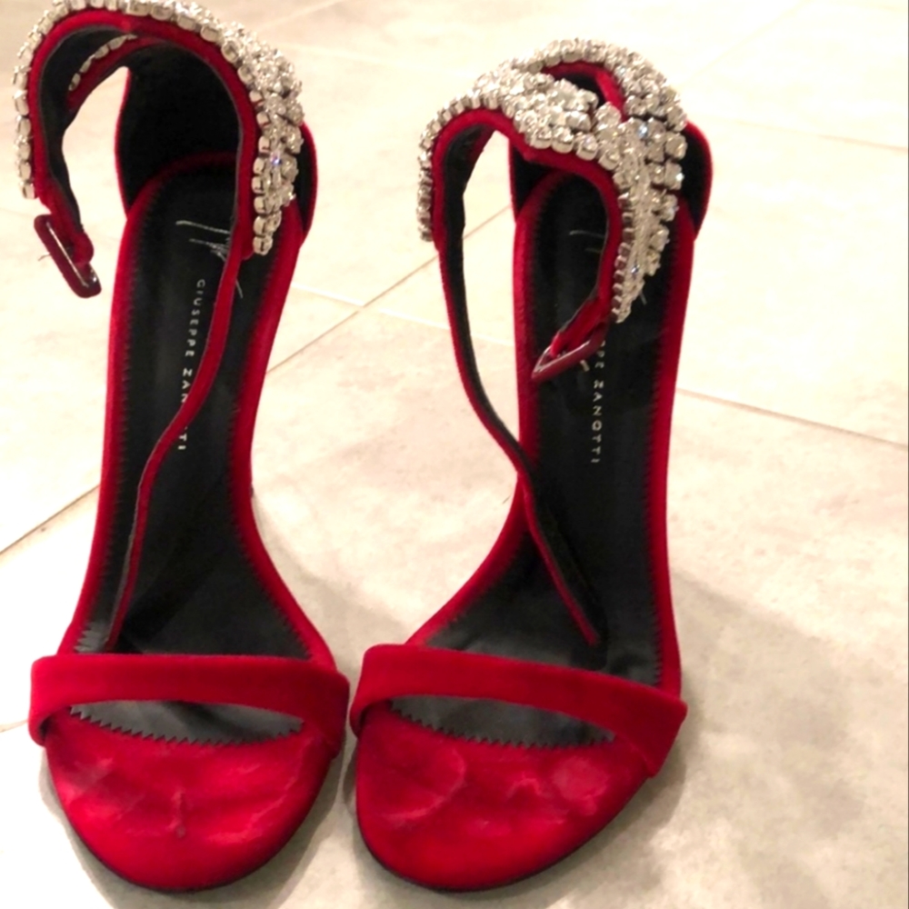Stunning Giuseppe Zanotti red & silver high heels. Size EU 37.5. Also fits 7 US.